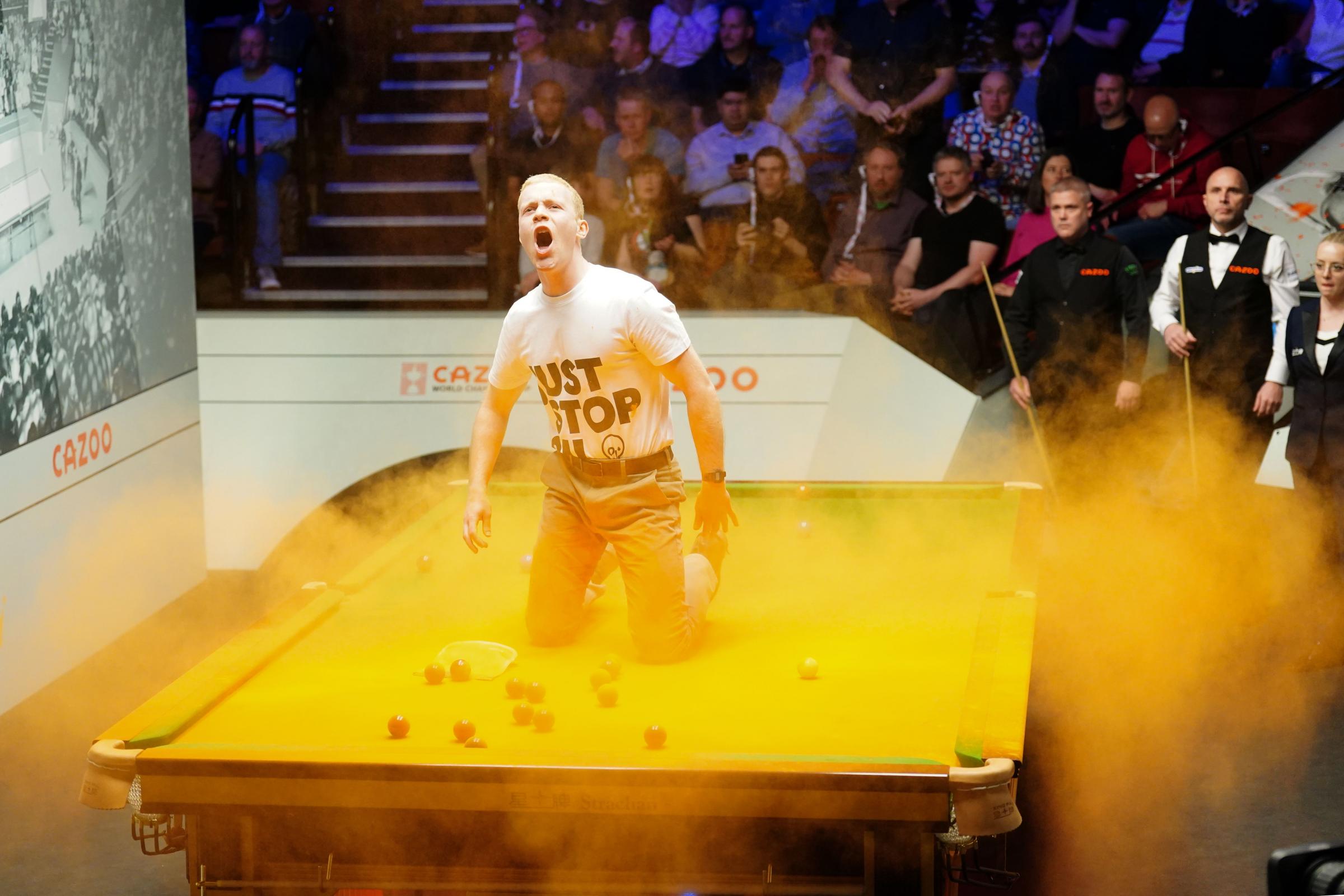 Protesters force stoppage at World Snooker Championship Thurrock Gazette